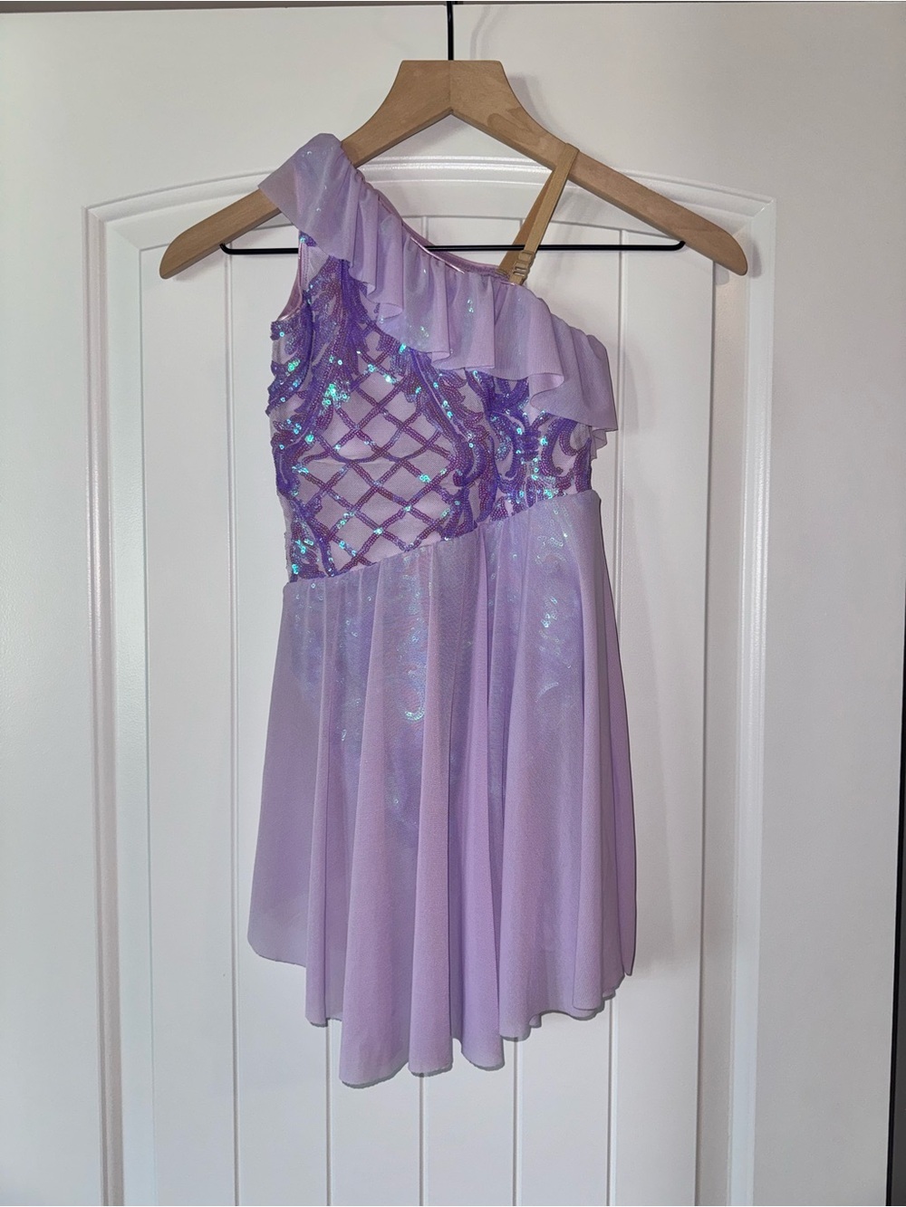 Revolution Dancewear Lilac Sequin One Shoulder Dance Costume MC - Picture 2 of 9